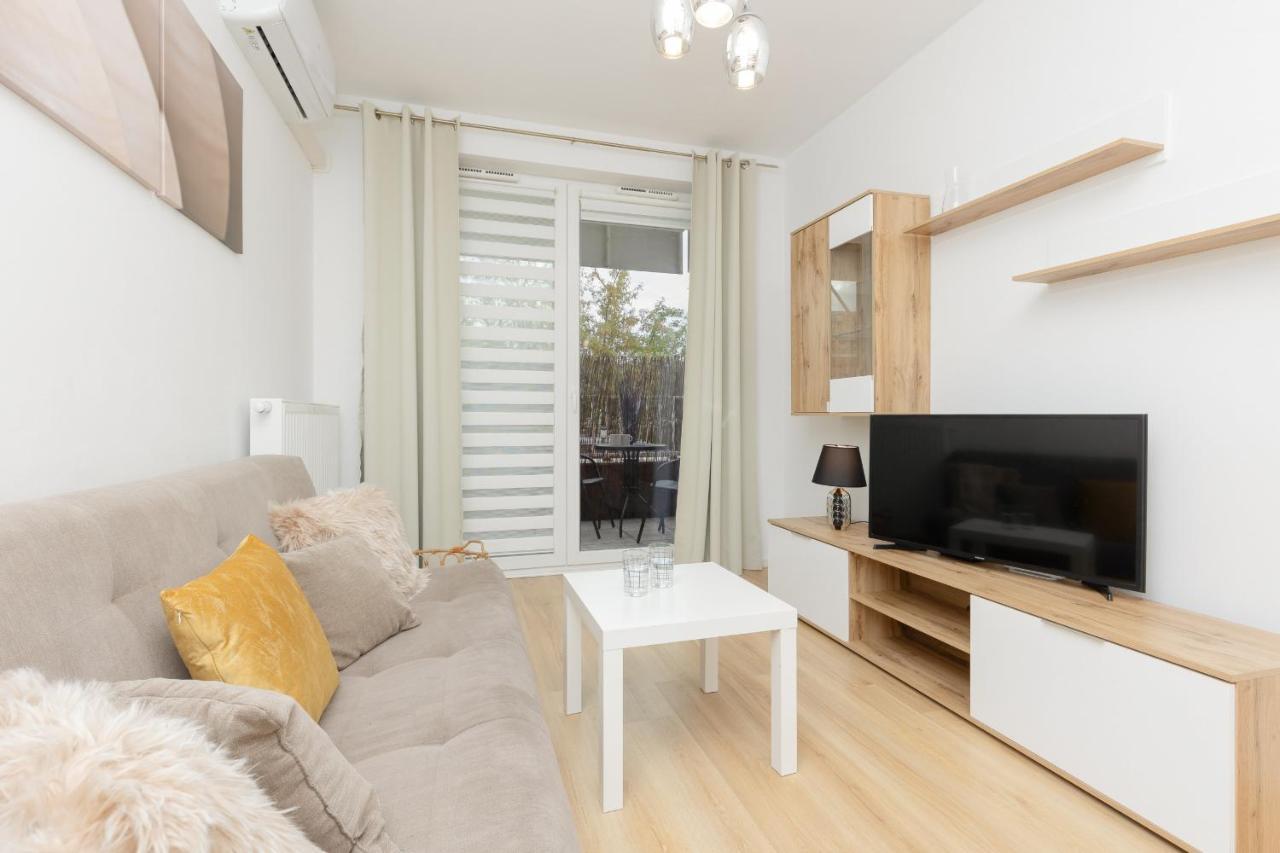 Apartment With Ac Warsaw Mokotow Business Centre By Noclegi Renters Luaran gambar