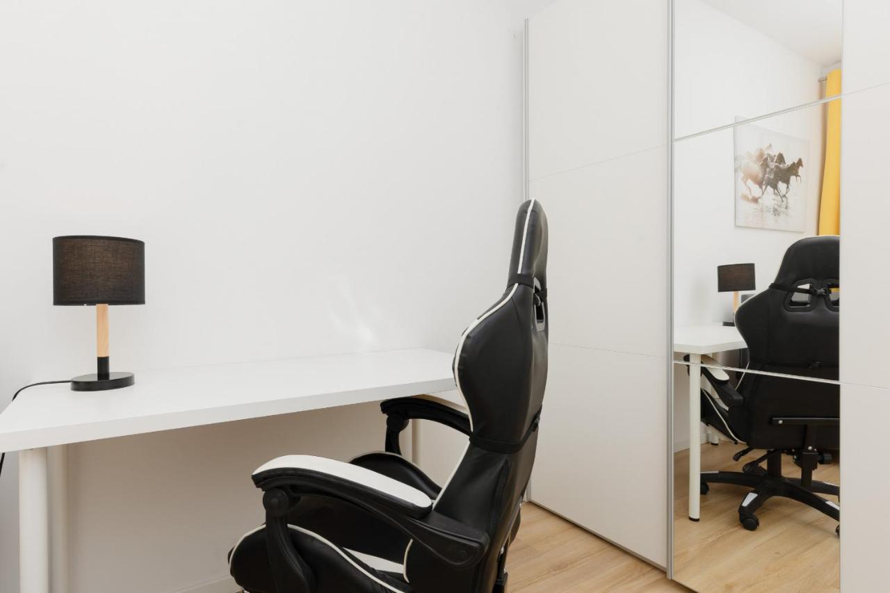 Apartment With Ac Warsaw Mokotow Business Centre By Noclegi Renters Luaran gambar